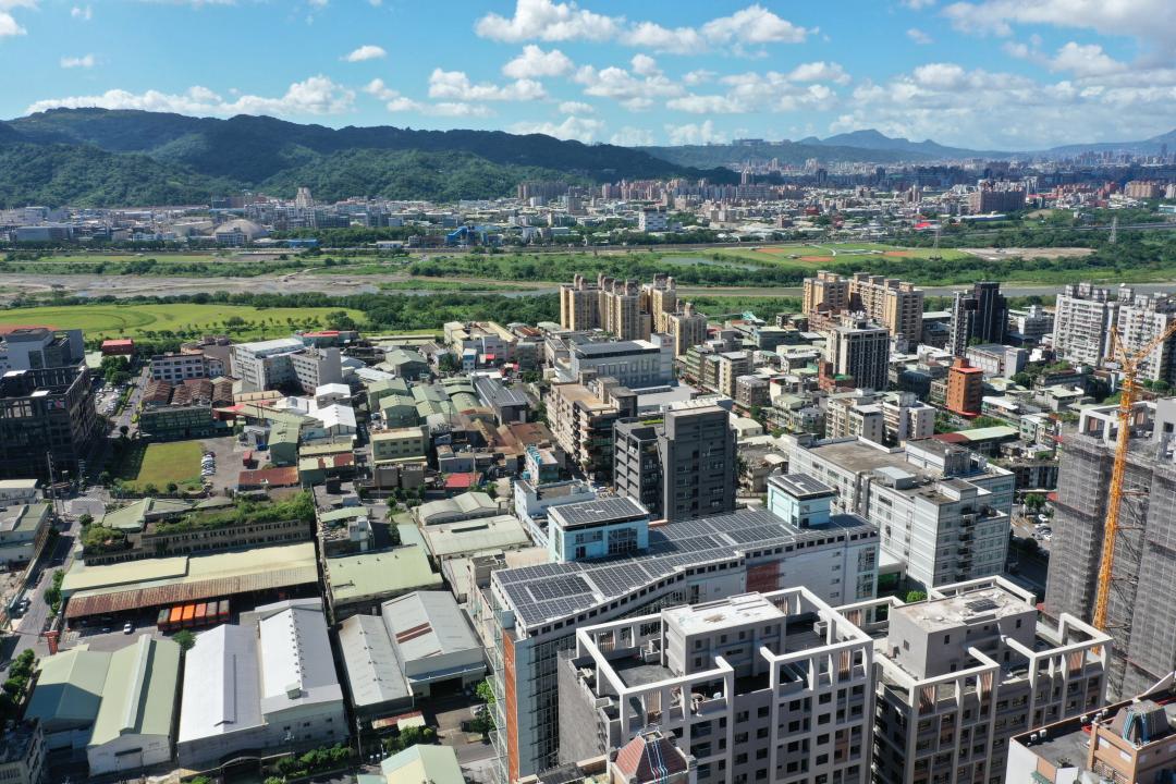企業把握市場時機，彎道加速布局商用不動產，推升今年工業地產交易額突破500億元大關。(圖／信義全球資產提供)